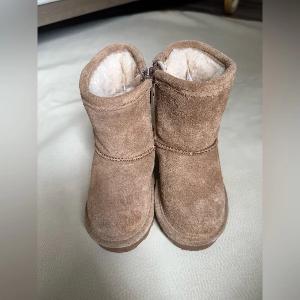 Bearpaw boots